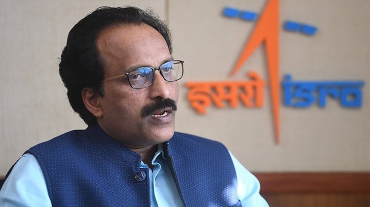 चंद्रयान-4 तो कमाल ही कर देगा...चांद को चूम कर धरती पर लौटेगा, अंतरिक्ष में होगा 'संगम', ISRO चीफ ने दी गुड न्यूज